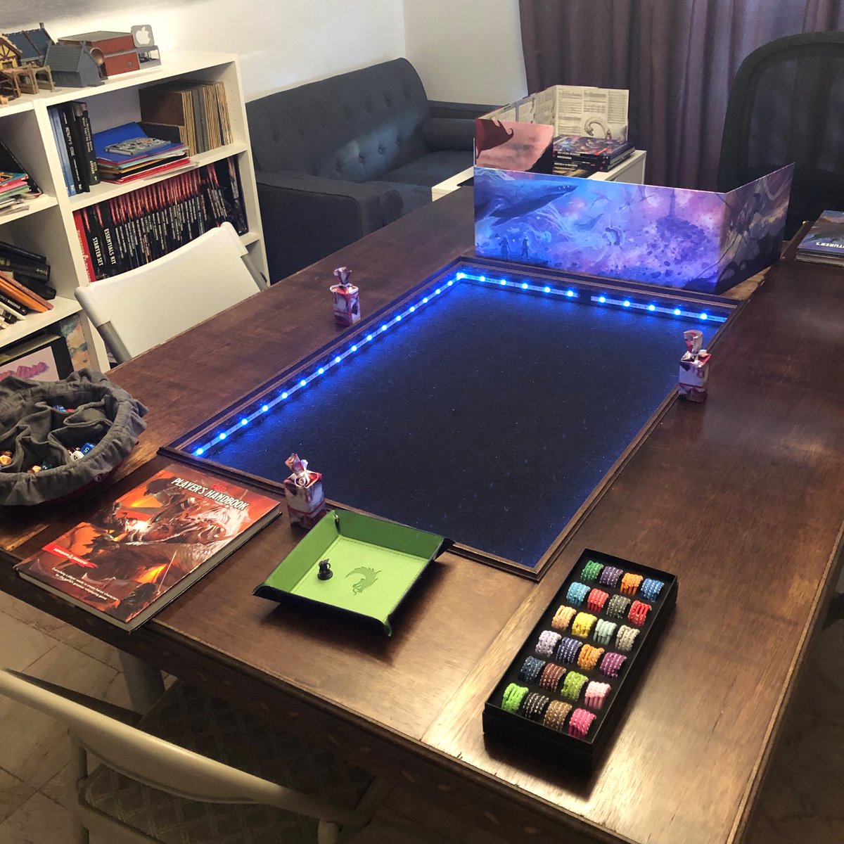 3leftturns's tweet photo. After 3 years as #foreverDM I’m playing tonight. Did everything setup-wise to make my DM comfortable and relaxed. Watched @SSkorkowsky video on not screwing this up and yes, I’m giving myself a Christmas gift too, I deserve it! 😆 #dnd https://t.co/p7RBqCcSCw