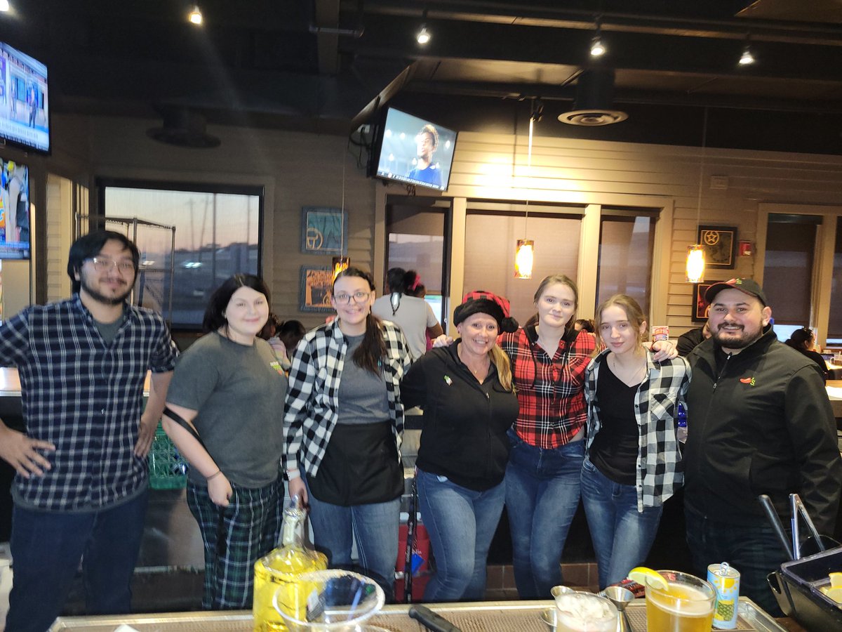 nacona (@chilisnacona) on Twitter photo 12 days of Christmas at night in BayTownTx
Flannel day <a href="/mandahale/">Amanda Hale Torrence</a> <a href="/dougcomings/">doug comings</a> <a href="/PepperedSilsbee/">Peppered Rachel</a> <a href="/chilisshelby/">Shelby Hatcher</a> 12 days of Christmas at night in BayTownTx
Flannel day <a href="/mandahale/">Amanda Hale Torrence</a> <a href="/dougcomings/">doug comings</a> <a href="/PepperedSilsbee/">Peppered Rachel</a> <a href="/chilisshelby/">Shelby Hatcher</a>
