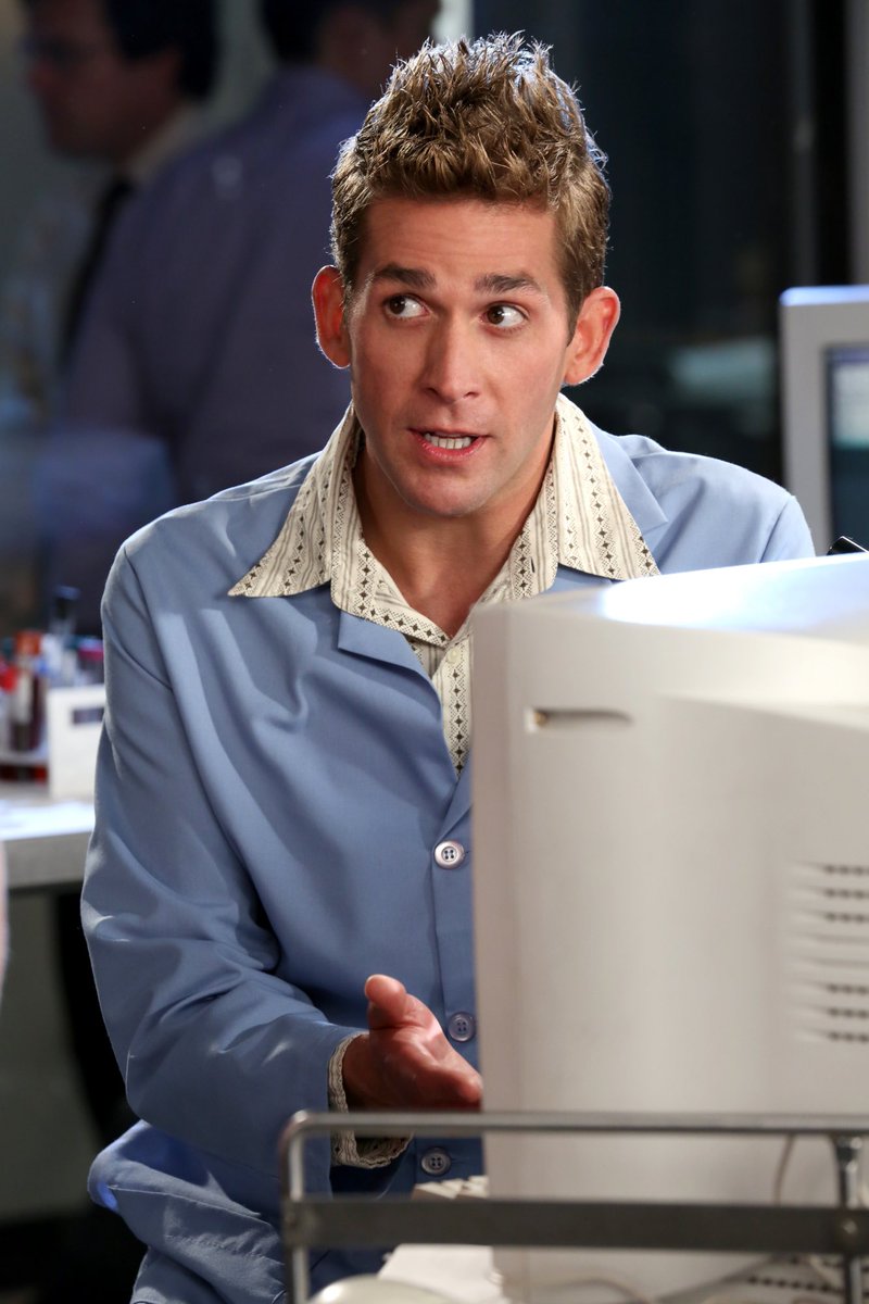 gsrsaragrissom's tweet photo. CSI fans Greggo is returning!

TVLine has learned that original CSI cast member Eric Szmanda is set to reprise his role as Greg Sanders during the latter half of CSI: Vegas‘ current second season….
#csivegas https://t.co/nP6zQdEGk6