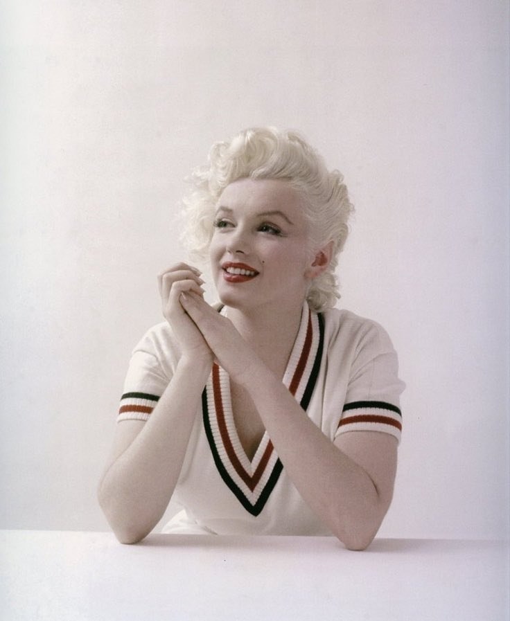 Irish MM on Twitter "Aug ‘55, MarilynMonroe posed for 