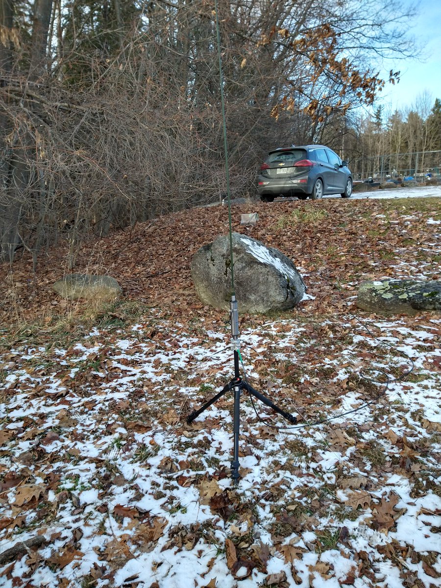 velodaniel's tweet photo. Great day activating #pota #parksontheair VE5048 Beckett Regional park in Sherbrooke QC. Good propagation and lots of Hunters. 25x QSO’s with a surprising DX in VP land and a first AZ #pota contact for me! I love the free service library in the park! #hamradio #20mSSB #G90 #20w https://t.co/VqiQEd7a7O