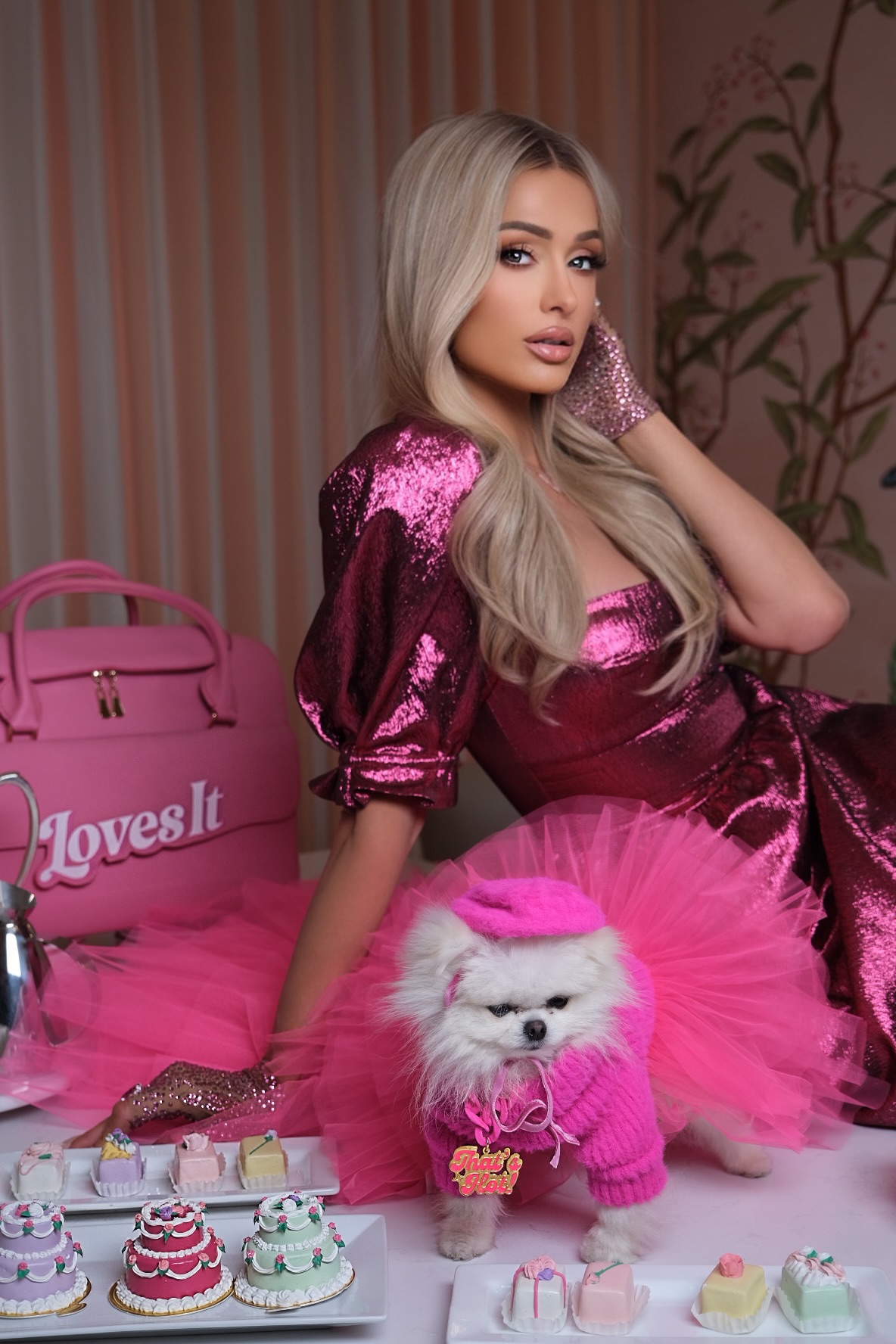 Loves It Dog Carrier by Moshiqa – Paris Hilton Shop