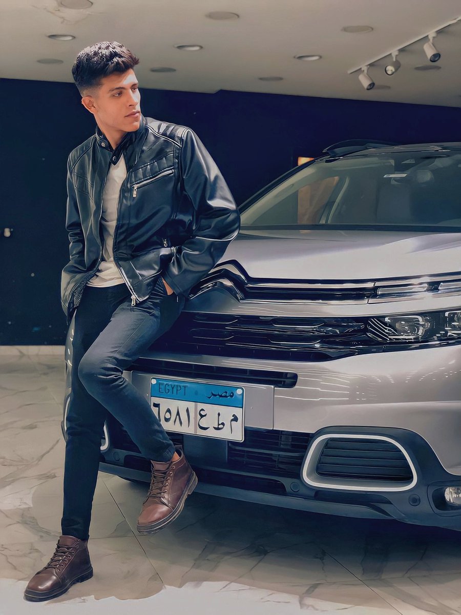 *- ابتهج، غداً فرصة أخرى.🖤*
*- Cheer up, Tomorrow is another chance."*