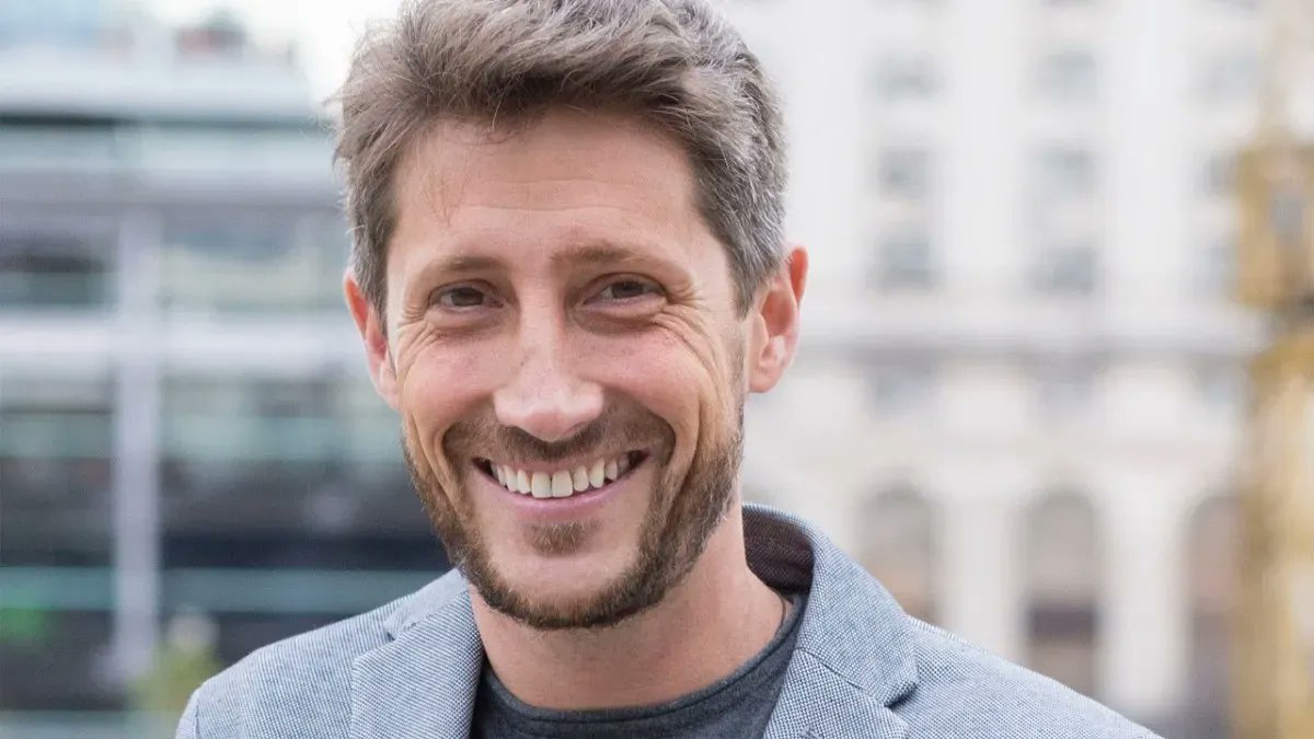 📣¡HOY! Hablamos con <a href="/hernanletcher/">Hernán Letcher</a> | Director del Centro de Economía Política (CEPA) | 🎙️con <a href="/oorquera/">Oscar Orquera</a> y <a href="/Sergrosso/">Sergio Rosso</a> | ⏰de 21 a 22 HS | 📻por <a href="/radioconvos899/">Radio Con Vos 89.9</a>