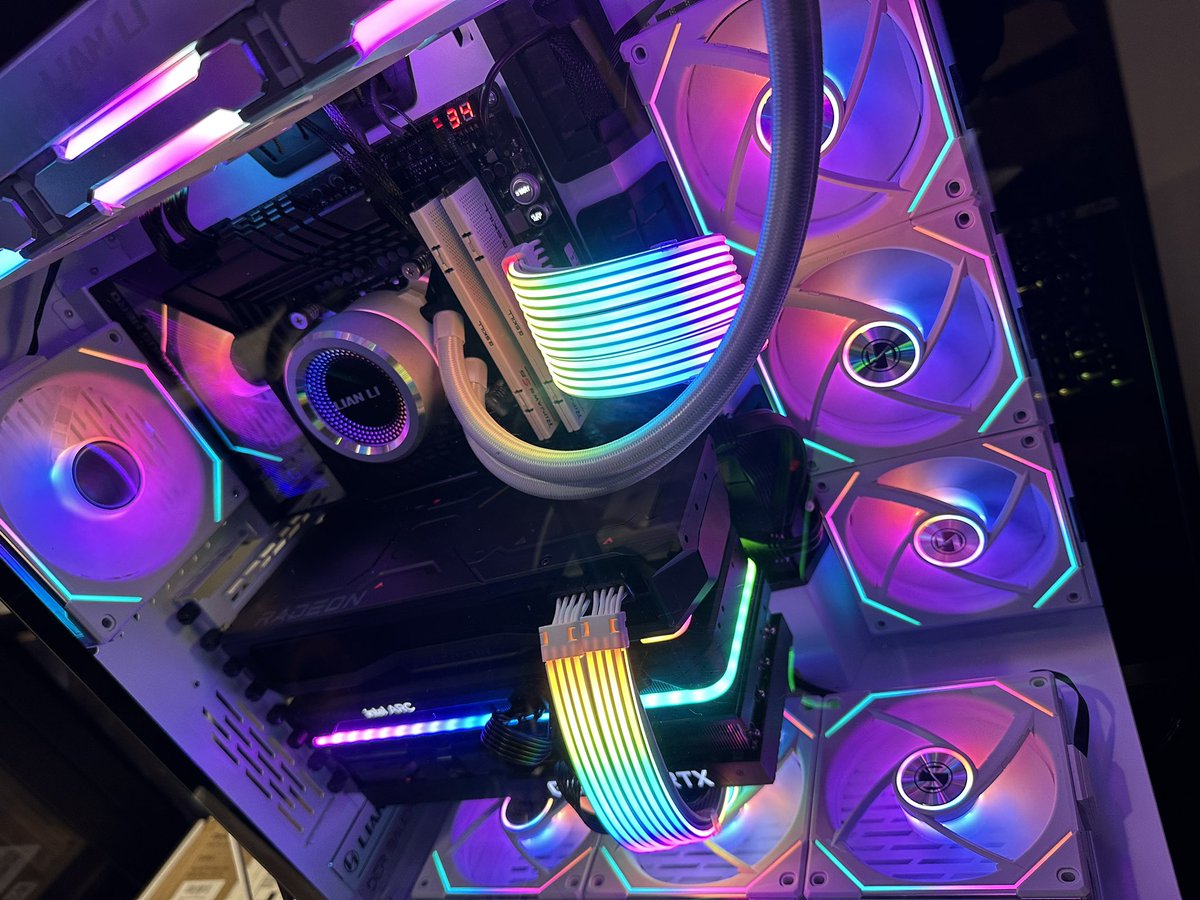 Tony Mongkolsmai tweet media