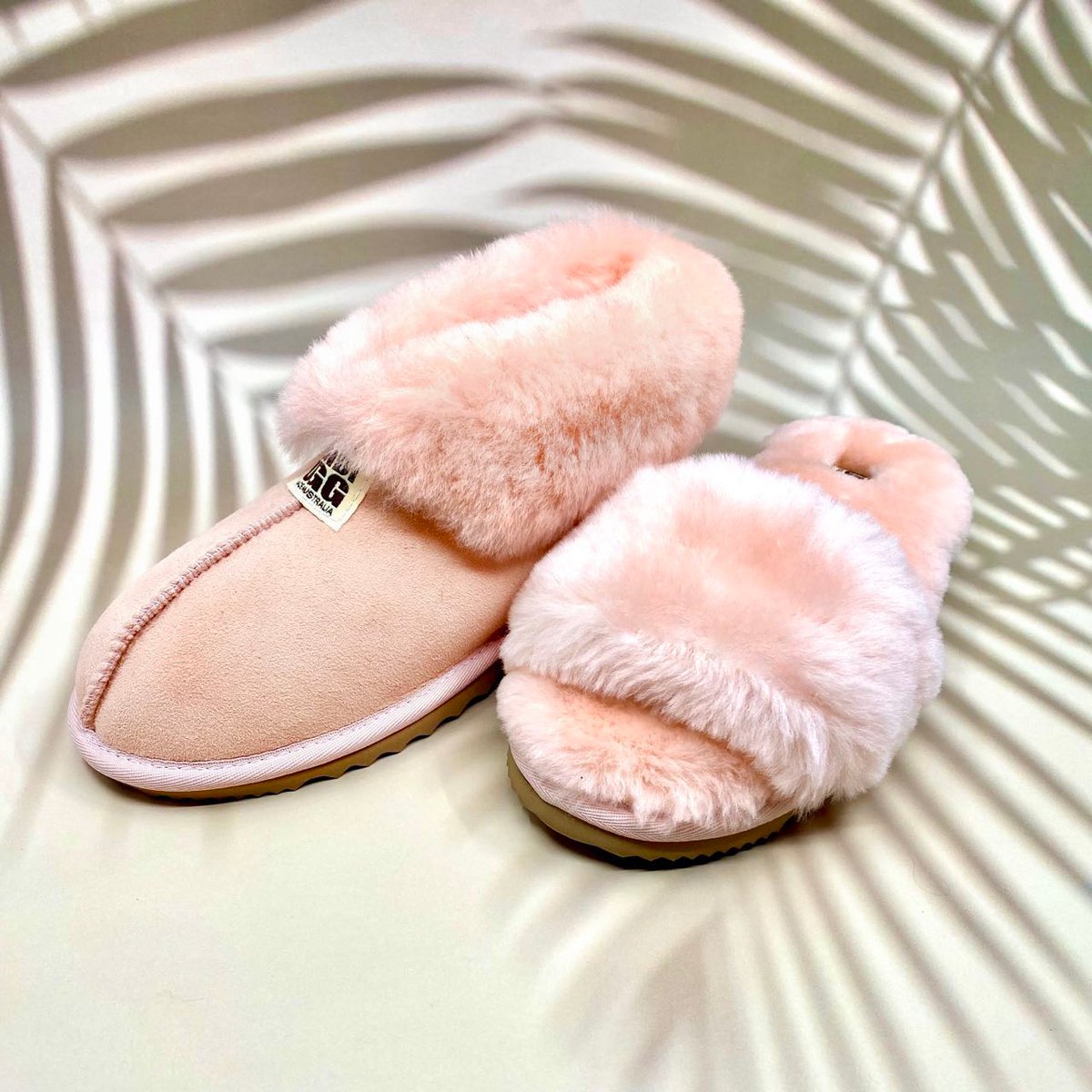 BONDI UGG Australian Made Wool Slipper & Slide - Peach Blush

#bondiugg #bondi #australianmade #uggs #uggslides #woolslides #uggslippers #woolslippers #sheepskinslides #blush #style #currentlywearing  #handcrafted #handmadewithlove  #supportlocalbusiness #freeshippingaustralia