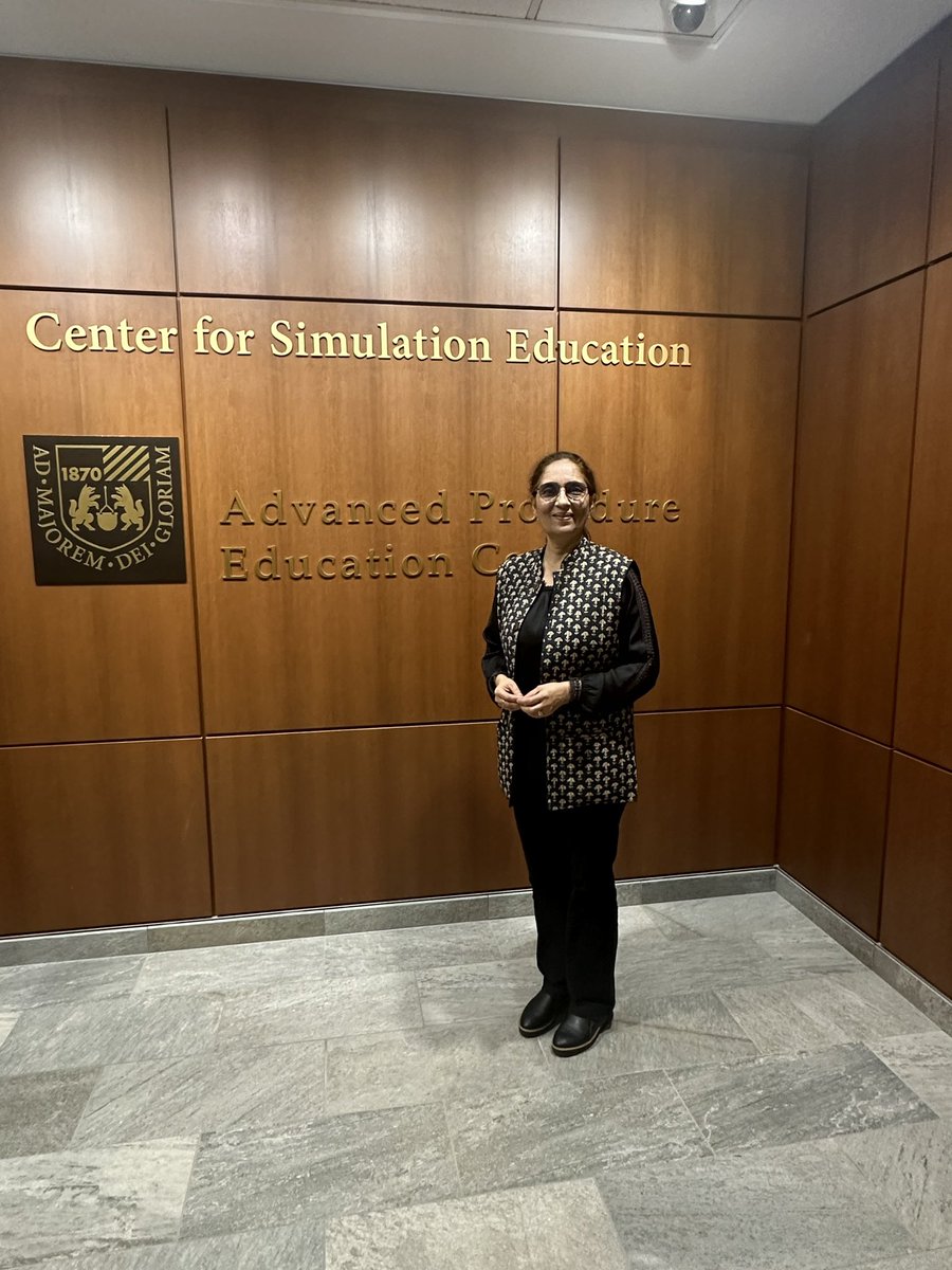 LoyolaMedEd's tweet photo. Huge thanks to Dr. Khanna of Loyola Ophthalmology for sharing her expertise in Ophthalmologic Simulation using VR with the Chicago Simulation Fellowship Collaborative! Truly impressive educator and simulation work! https://t.co/o4eicHSpMw… #simulationmedicine #Ophthalmology https://t.co/JVTKoUUsHb