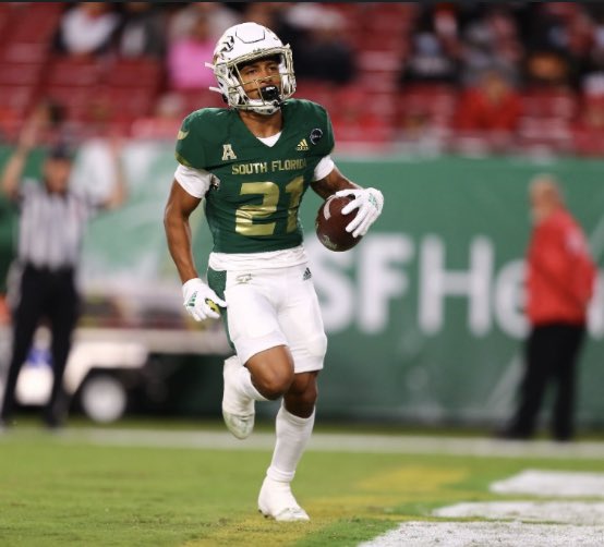 After a great conversation with <a href="/CoachGolesh/">Alex Golesh</a> I’m am blessed to say that I have received an offer to play at the University of South Florida! Go Bulls🤘🏽#AGTG