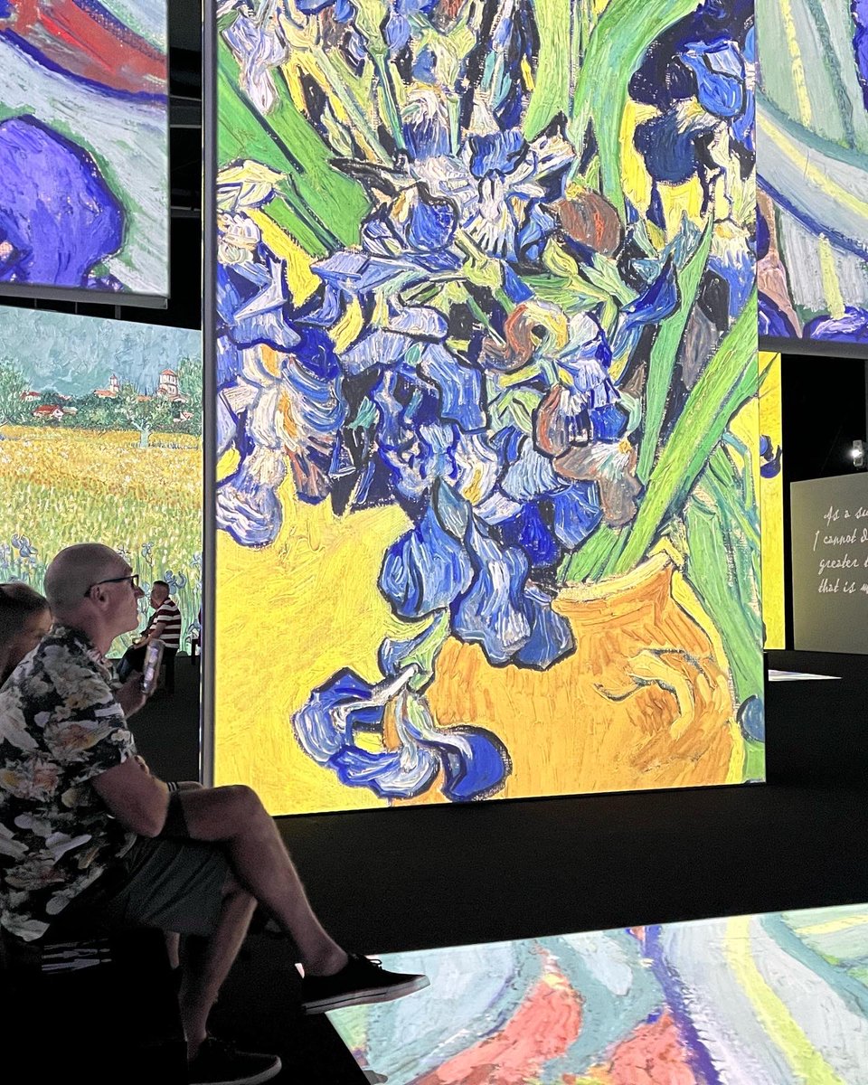 simontaggart's tweet photo. Van Gogh Alive Exhibition https://t.co/Tj0RRMo98j