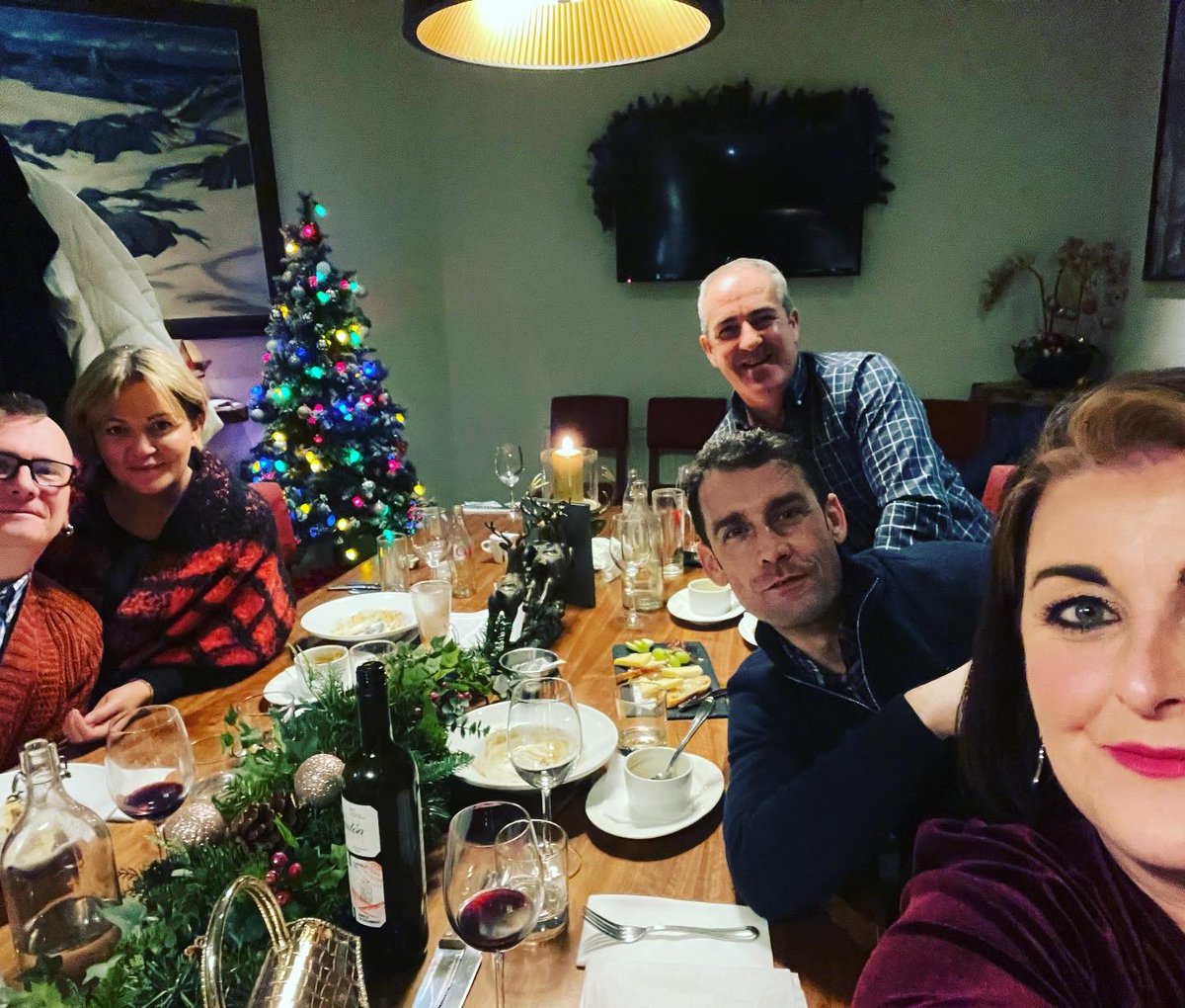 thisismilkuk's tweet photo. We had lovely Christmas dinner at @TheMcMillanSS with wonderful entertainment from @SpiritofGlasgow (P.S. steward’s enquiry about the winning team) #TiMTeam #ChristmasDinner 🎄🎅🏼🕵️🥂 https://t.co/IpcdrtBdM9