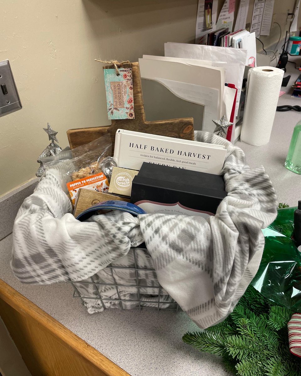 Dr. Courtney Knapp tweet media