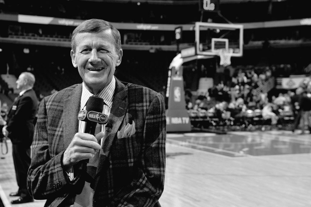 kenny_sports's tweet photo. Six years ago today, the world lost an incredible sports reporter. 

RIP Craig Sager. You are missed. #CraigSager #NBA #RIP https://t.co/VRZSQgfUnw