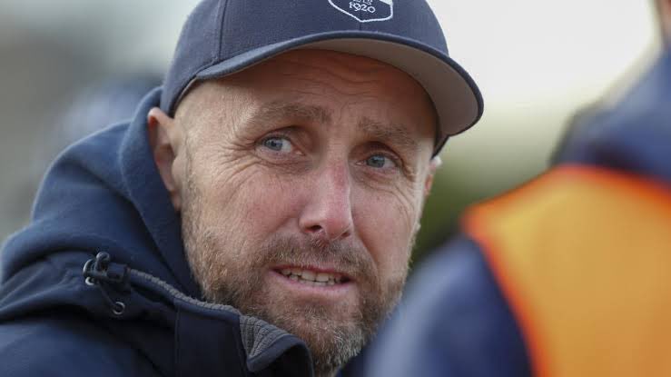 PaulAmy375's tweet image. Coaching merry-go-round: Simon Williams the new coach of the St Kevin's College APS team, replacing Josh Bourke, who has been appointed coach of Beaumaris, replacing Guy McKenna, who has replaced Williams at Caulfield Grammarians.