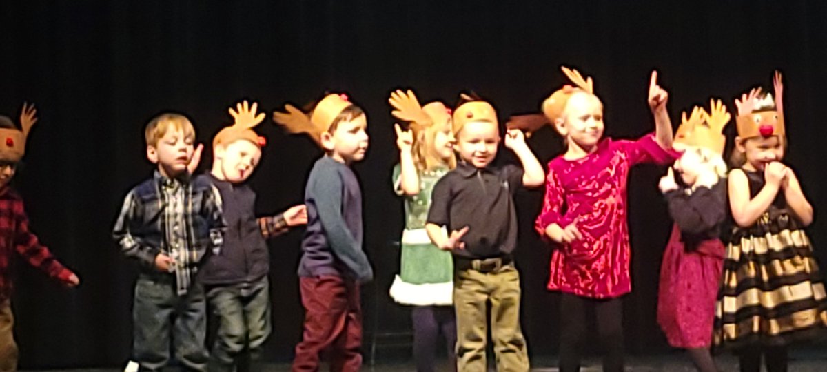 EricaSmithSLP's tweet photo. So proud of our preschoolers and especially speech preschoolers for their Christmas program tonight! They did so well!!! https://t.co/qbDZtNNMj9