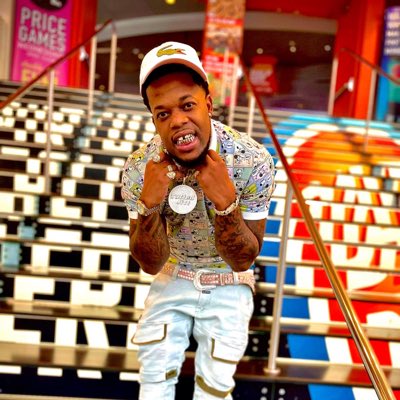 RealTattedJitt's tweet photo. #NewProfilePic https://t.co/yvgk086CtI