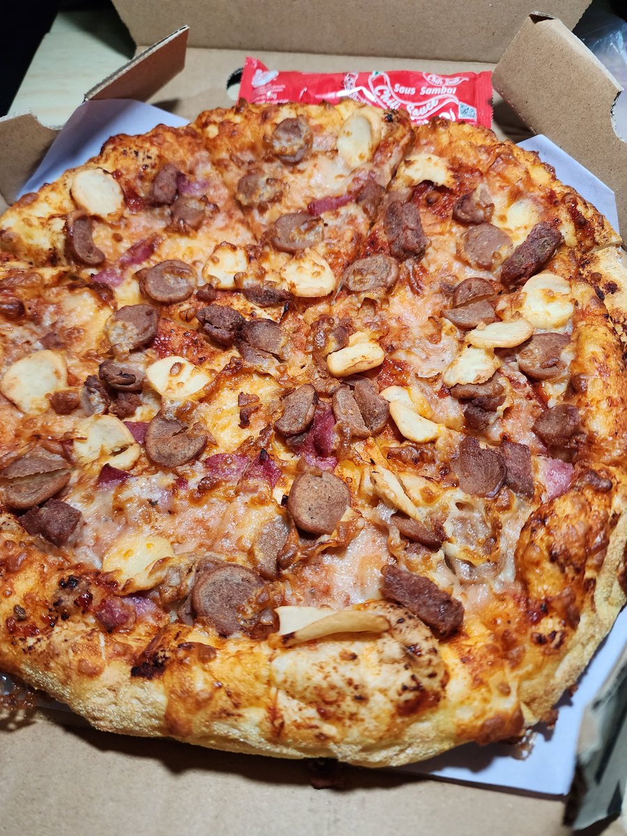 jakarta_food's tweet image. Paket JUARA by PHD - Pizza Hut Delivery #Edisi #WordCup2022 #Promo