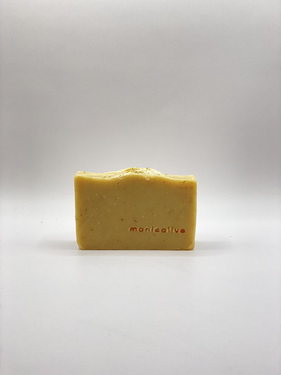 ENBcosmetics's tweet photo. New bar soaps for the holidays … Santa Claus bar soap and chamomile &amp; turmeric… check it out #enbcosmetics #barsoap #holidays #gifts #ideas #nyc #natural #cosmetics https://t.co/wd7957WNAu