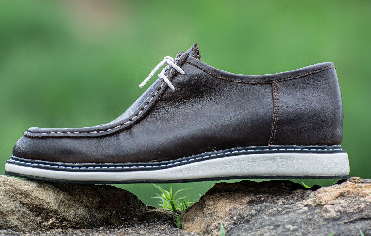 nulinnovations's tweet photo. Sibusiso Adontsi’s business makes and sells shoes for working people and students. “Our business focuses on producing mainly formal shoes for both ladies and gentlemen,” said the National University of Lesotho (NUL) trained Adontsi. "We also do school shoes.” https://t.co/OBaNBrv4Bh
