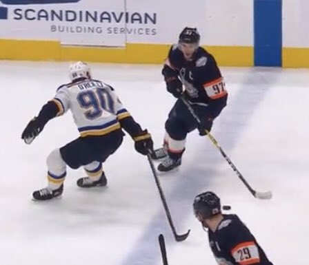 AzorcanGlobal's tweet image. No goal.
Goal.