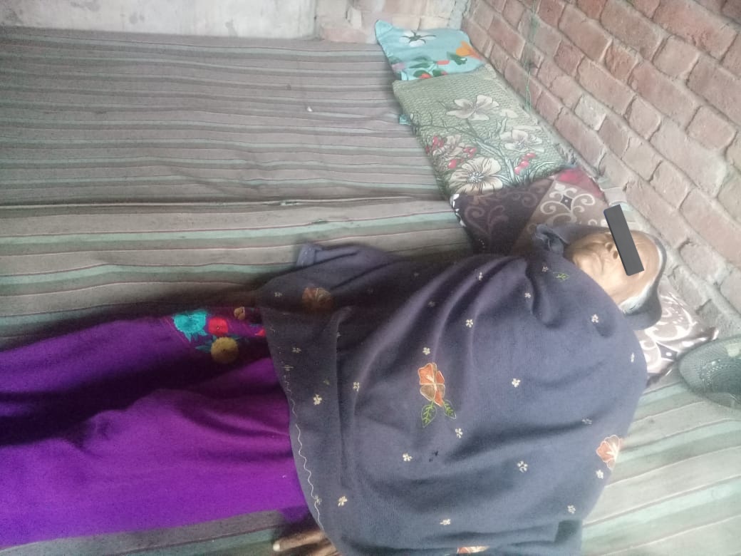 FaithandCare786's tweet photo. #Verified

Raising funds for 79 yr old Dadi Kallo ji (Widow). She lost her husband in 1986, her son is missing since 2013. 
There is no food in her house, She is completely helpless and depends on people's help. Pls support.

Target- 12K
DM for details

Zakaat Applicable. https://t.co/hfVrGjZvsh