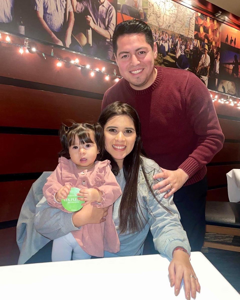 IsraelBaezaMO's tweet photo. Happy Birthday to my love, my soulmate, my best friend! 🤍 @perlallamasl https://t.co/xgbcXjAgWv