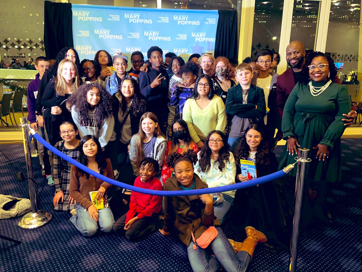 arrowheadplayer's tweet photo. Family night at @hobbycenter was a success! “Mary Poppins” was Supercalifragilisticexpialidocious! Truly enjoyed the experience and hope the kiddos did too! @ManvelJH @AISDFineArts https://t.co/tTA1ySYlxA