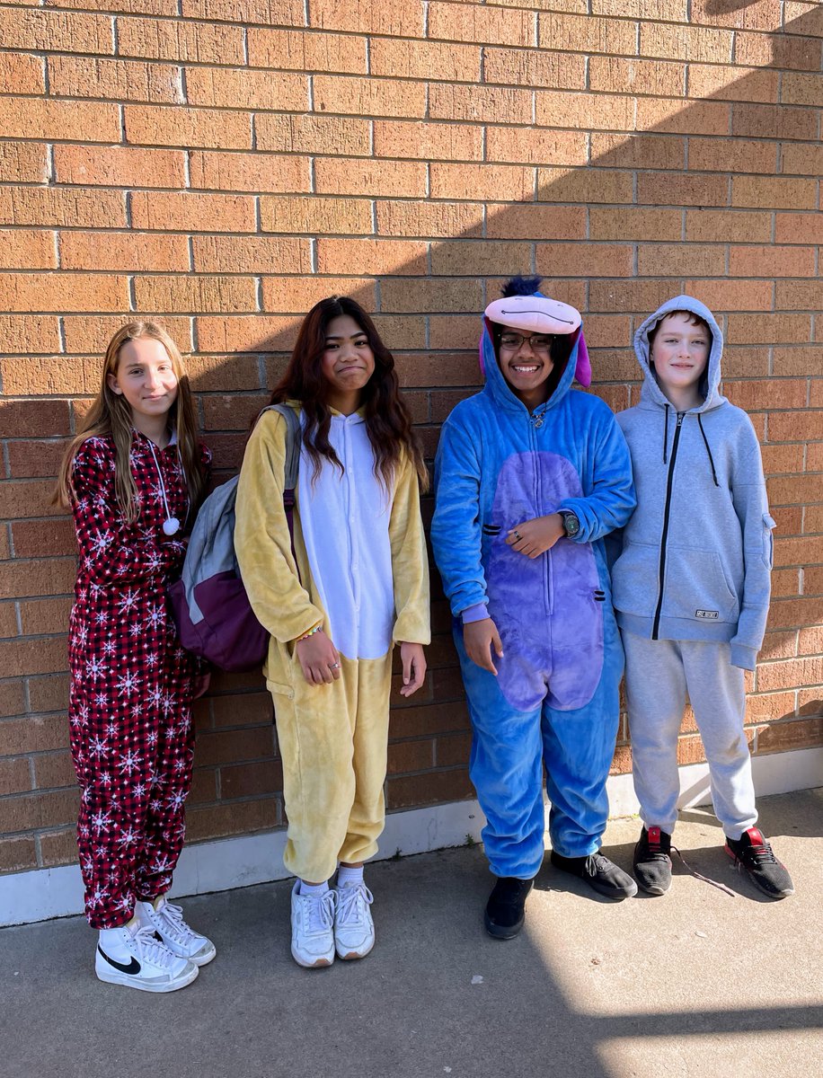 COA_middle's tweet photo. 12 Days of Holiday Spirit continue @ COA Middle: today all students and staff were invited wear onesies to school. #huskies_schoolspirit #coa_middle #holiday_cheer #coa_school #gcc_charters https://t.co/ars9rwvdOf
