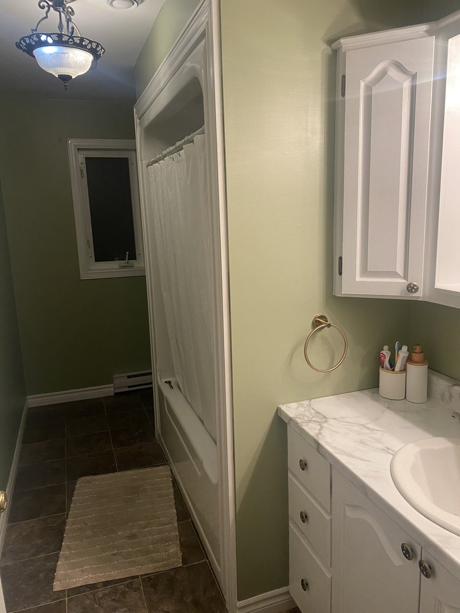 joywebb97's tweet photo. Reno’s are coming along. But painting is stupid and cutting corners suck. https://t.co/lKKaAHninM