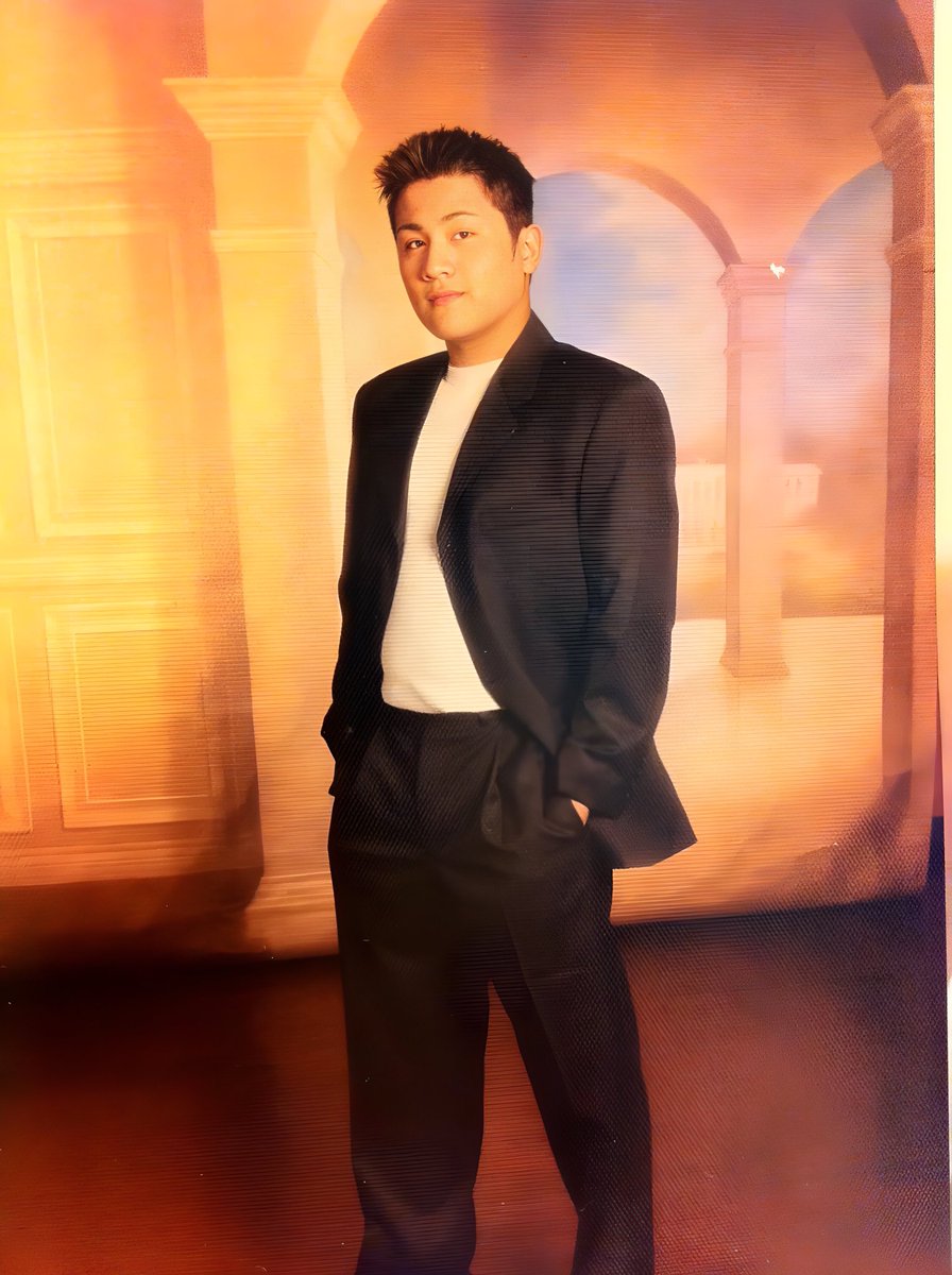prince_justin's tweet photo. I recently downloaded #PixelUp and it literally makes my senior portrait (that was taken 12 years ago… GDI I’m old) look like it was taken yesterday. https://t.co/W7u31kezcl