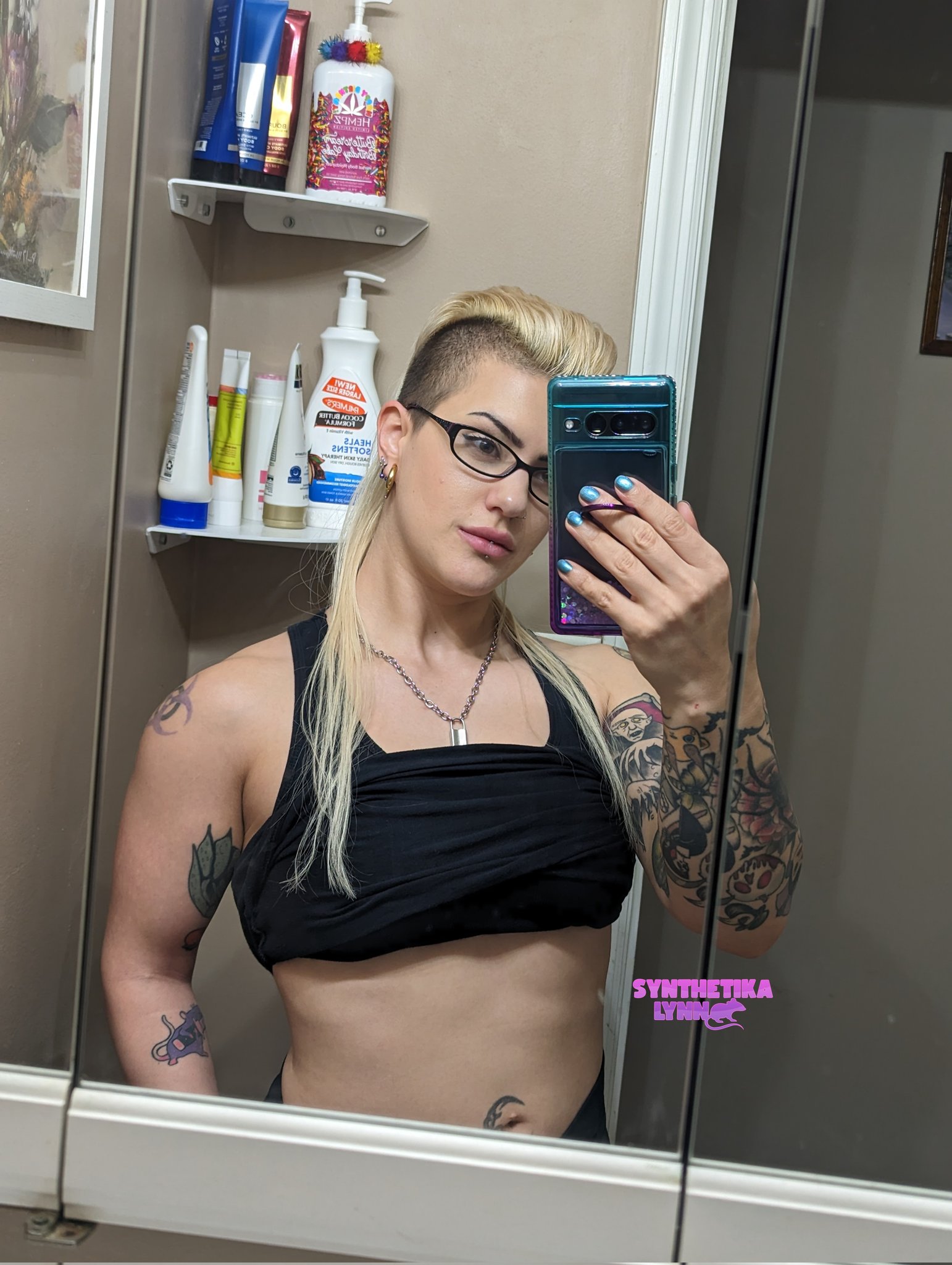 🐀Synthetika Lynn🐀 on Twitter: "Abs are sexy as hell and I very much look forward to welcoming