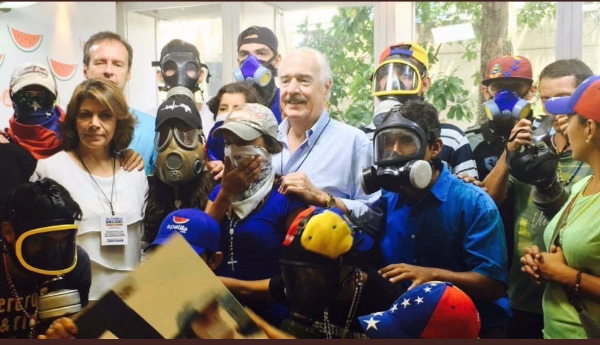Gustavo Bolívar tweet media