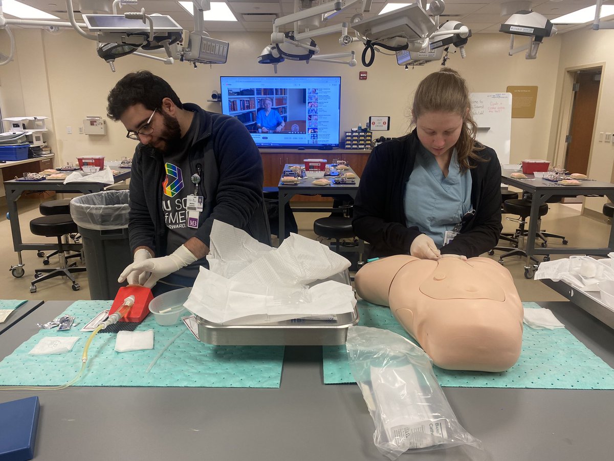 BrookeKoebele's tweet photo. Huge thanks to @MFrancescaMD and @MeganMcMurray for helping out tonight at our urology interest group skills lab! These M3s learned the ins and outs of suturing, knot tying, and catheter placement! #medtwitter #urologymatch #match2023 #urosomd https://t.co/ncWkvkY1ND