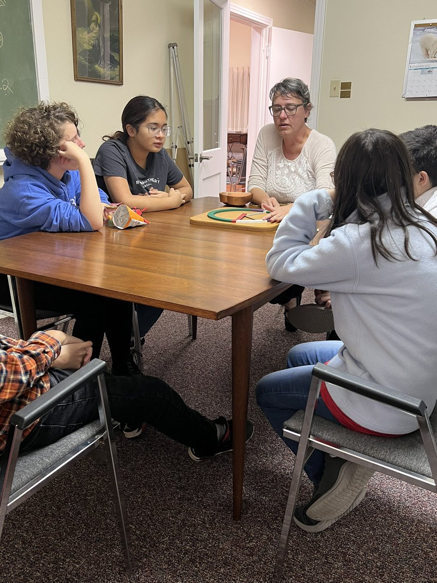 Heb 13:15 “Through Jesus, let us continually offer to God a sacrifice of praise— the fruit of lips that profess God’s name.”

What can we bring to God this season? A spiritual gift? Physical? Today’s reading suggests a sacrifice of praise. 

Read more: 1drv.ms/b/s!Ag208Ku0BC…