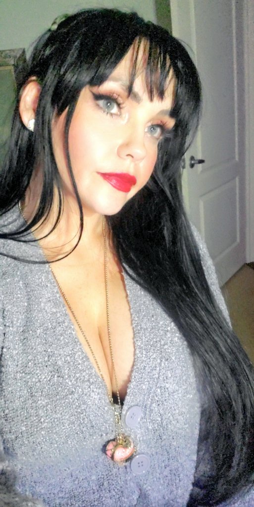 TW Pornstars LeeAnn Star. Twitter. hi I'm on twitch..I'm just hanging