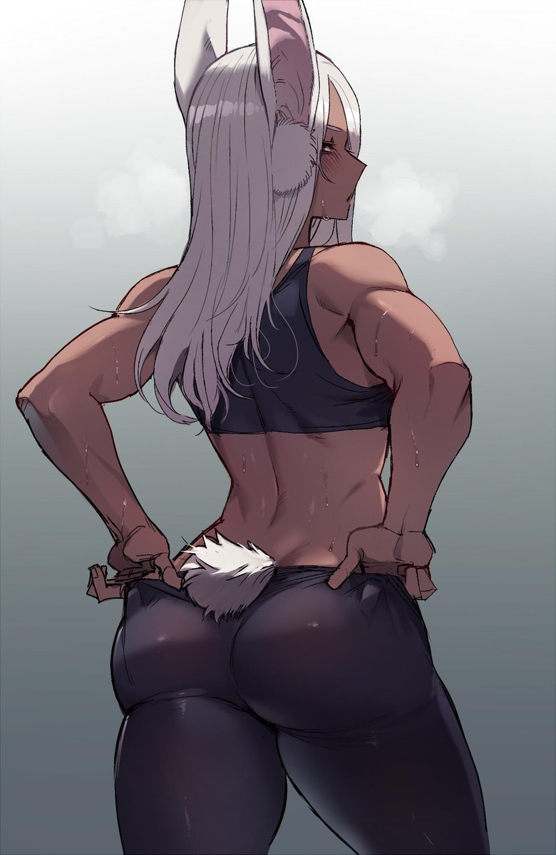 Rumi Usagiyama (@lewdschoolbunny) on Twitter photo 