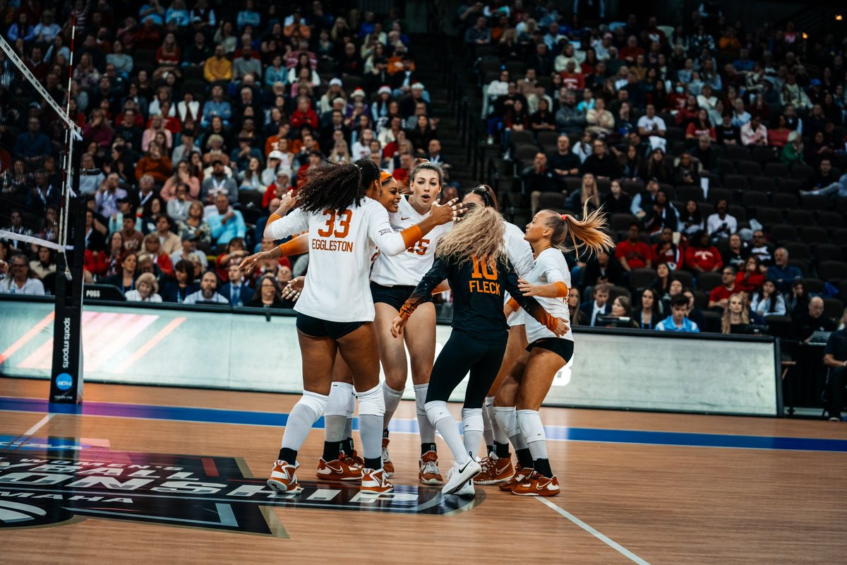 LonghornNetwork's tweet photo. NATIONAL CHAMPIONSHIP BOUND! https://t.co/CP9WQDZxP1