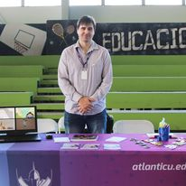 techclubdcg's tweet photo. DCG Tech Fair 2022
Damos gracias a los invitados especiales: Profa. Wanda Negrón y Prof. Bienvenido Vélez del RUM. También la  Universidad Interamericana y Atlantic University ofrecen orientaciones sobre la variedad de programas de tecnología en sus respectivas universidades. https://t.co/GRQlopvCMa