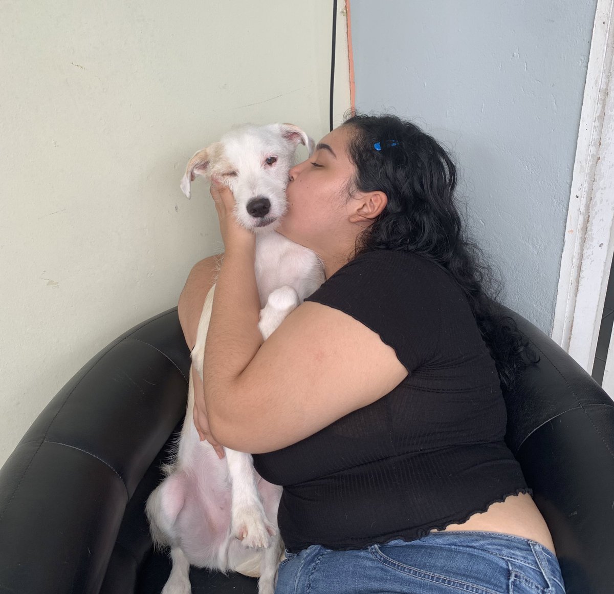 dailybimbo's tweet photo. bimbo was visited by my girl <3 https://t.co/tL7BeCKPTW