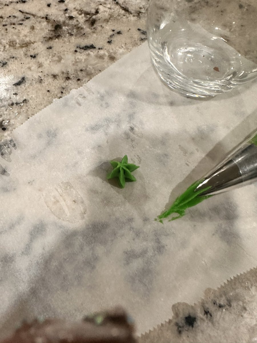 Traci Davis tweet media