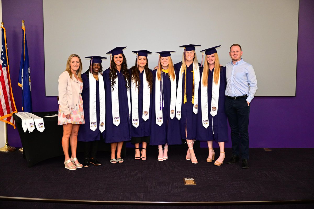 Our graduates are ready for the big day 🎓

#GeauxTigers