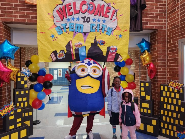 SycamoreElem1's tweet photo. Today was STEM Day in Crowley ISD! Students took part in lessons and hands-on activities throughout the day focused on science, technology, engineering and math! So much FUN!! #CrowleyPrideUnified #CISDSTEMPLUS https://t.co/dXv5S3RnK0