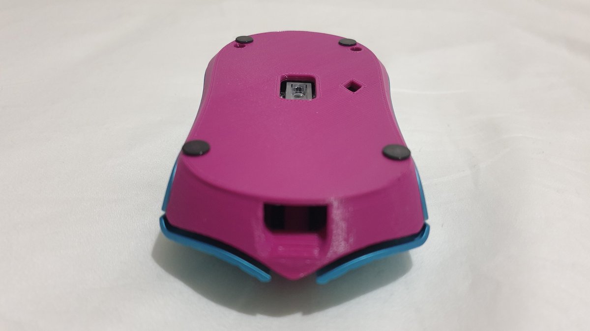 kyleirelandtech's tweet photo. Finalmouse Starlight 12 Poseidon M with Razer V2 Pro 4K Internals.
@craftedmice - https://t.co/j0j4FjIBSe
Base Available from 22.12.22
More info in Crafted Mice Discord.
#finalmouse #finalmousestarlight #4khz #wirelessmouse #razer #razerviperv2 #viperv2pro #mousemod #mousemodding https://t.co/BJgrHJNJlI