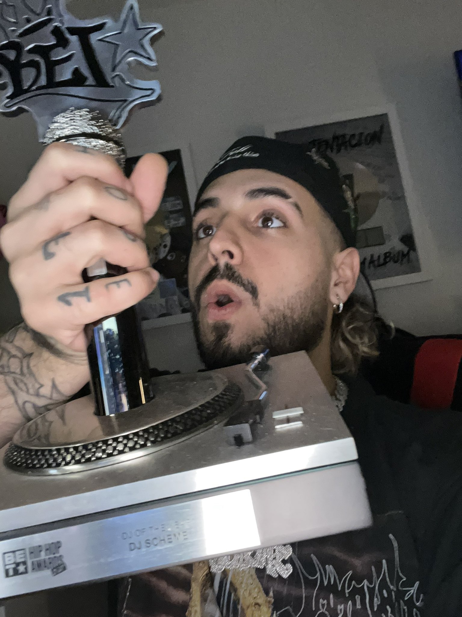 YoungTunechii/Juice WRLD / Twitter