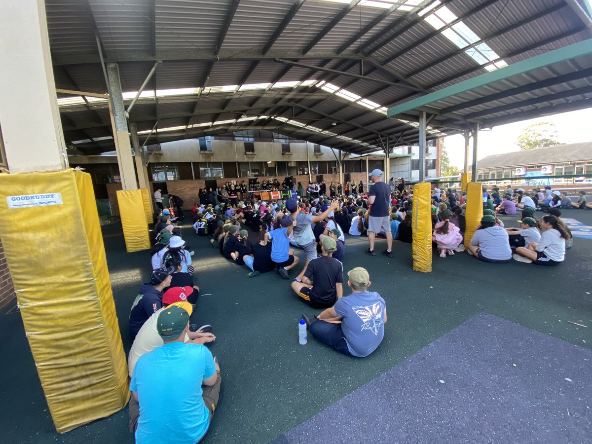 Michelle Lam tweet media