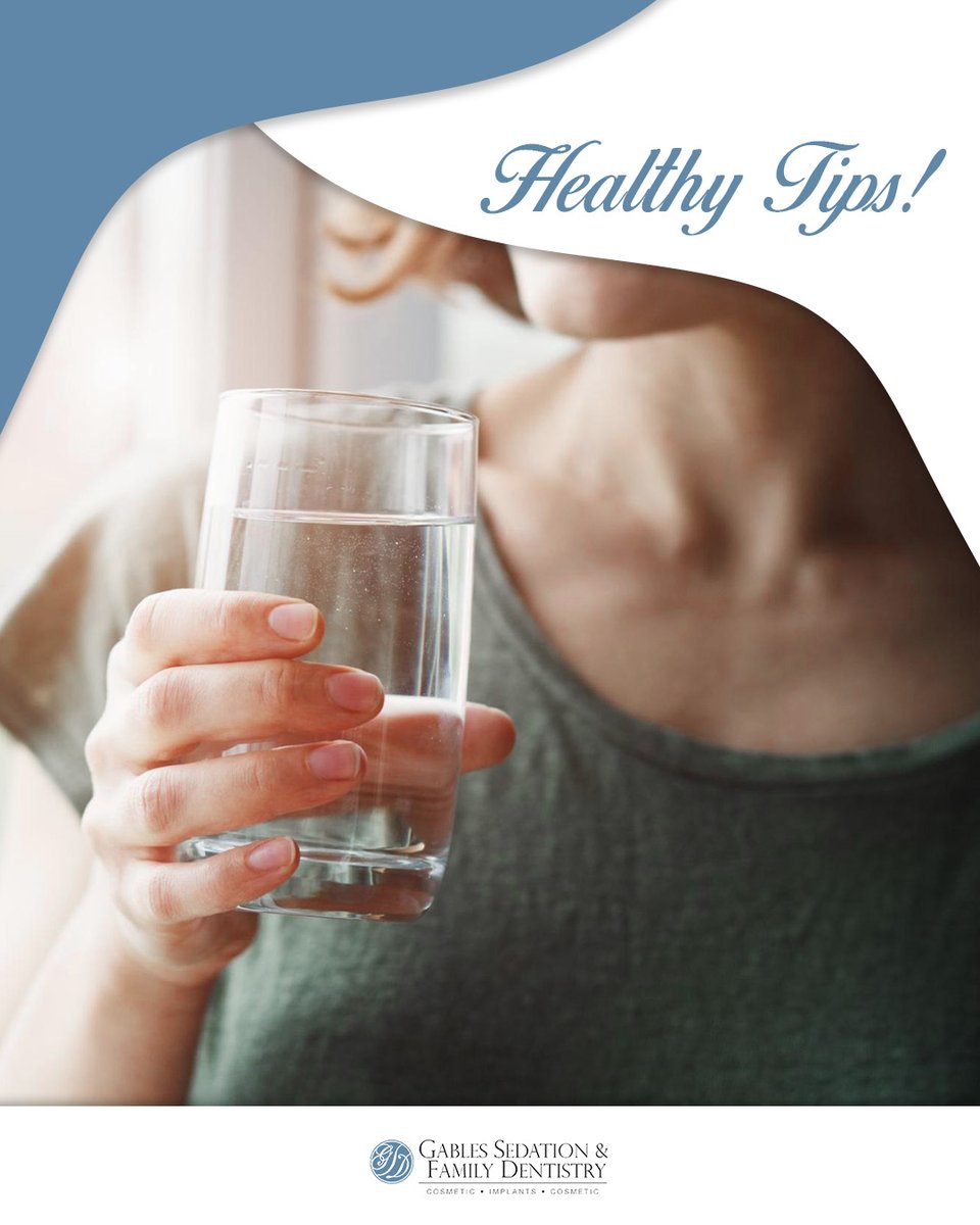 gsdsmile's tweet photo. #TipForTheHygiene 👉 After you drink coffee have a glass of water. This will prevent tooth staining from the liquid. ☕  
.
Follow our page for more tips. 📑 https://t.co/lQ6NTG3QPt
