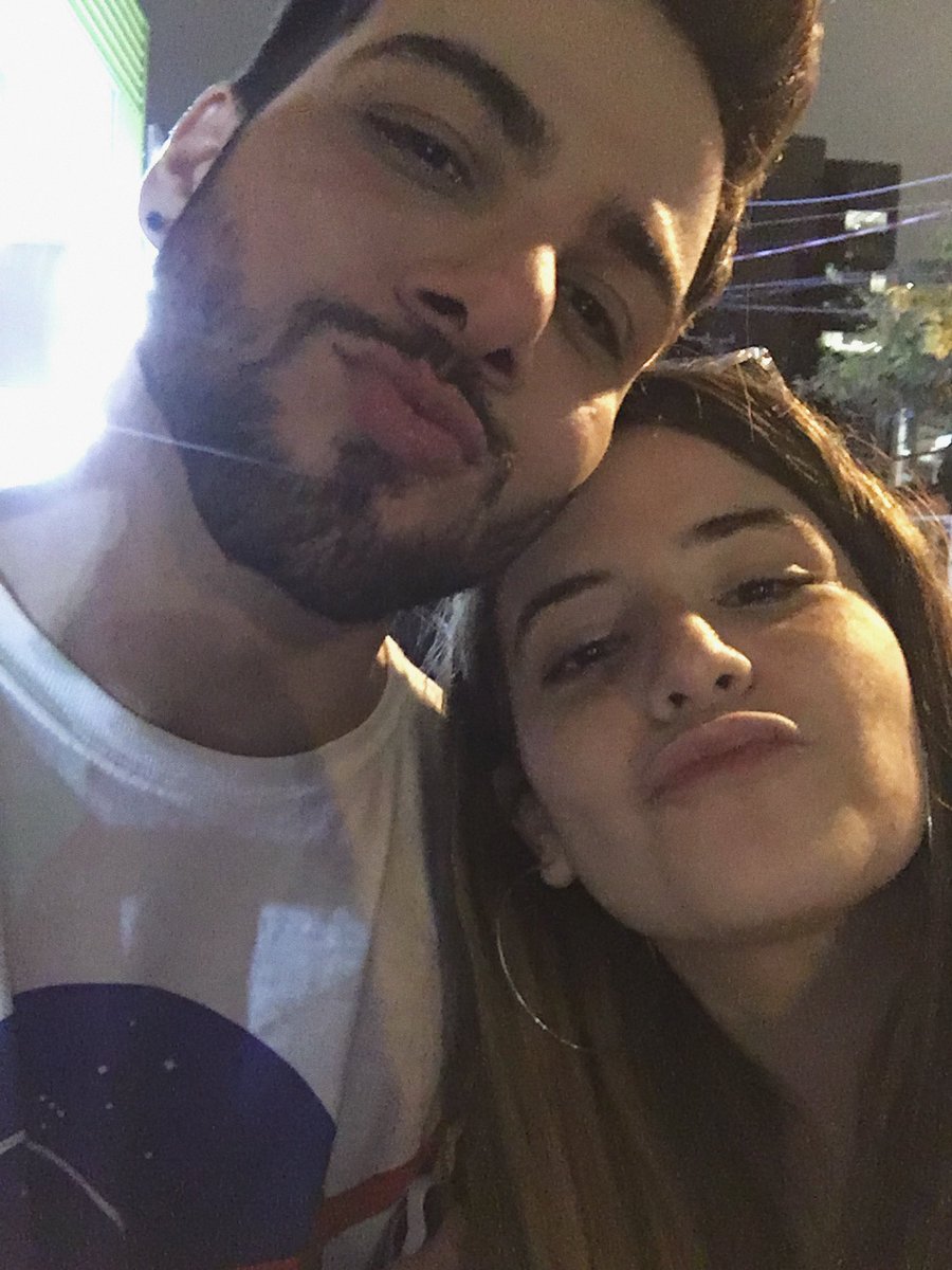 não aguento mais todo ano postar foto da ultima vez q a gente se viu mas vc não colabora vindo me visitar 😠 no mais, feliz 28 pinguinho! toma ai fotos de qdo vc tinha 23 (e eu 18 🥵) pra vc não se sentir tão velho rsrs ❤️❤️❤️❤️ love u enjoy your day #happybdayt3ddy #18taodot3ddy