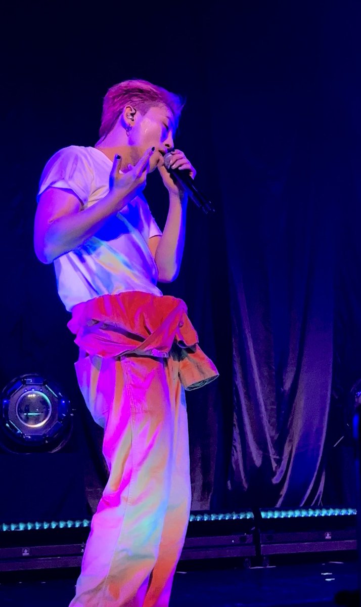 yuyuyuriina's tweet photo. best night of my life I think! #dprmelbourne https://t.co/z4BGnoCZmk