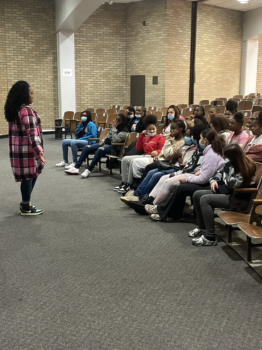MeyzeekYSC's tweet photo. I Can Be Great Motivational Assembly for the young ladies of Meyzeek https://t.co/ryps4SyKIe