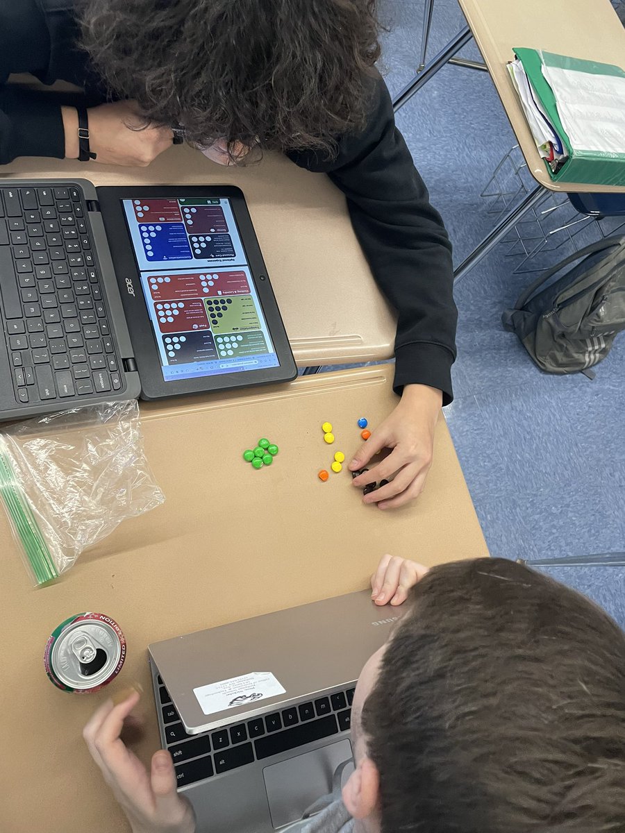 BethpageHS_Biz's tweet photo. Ms. Kugler’s finance classes breaking down their budgeting skills through M&Ms #financeed #wearebethpage @BethpageUFSD ✅💵📱 https://t.co/KnvnNIaHeK