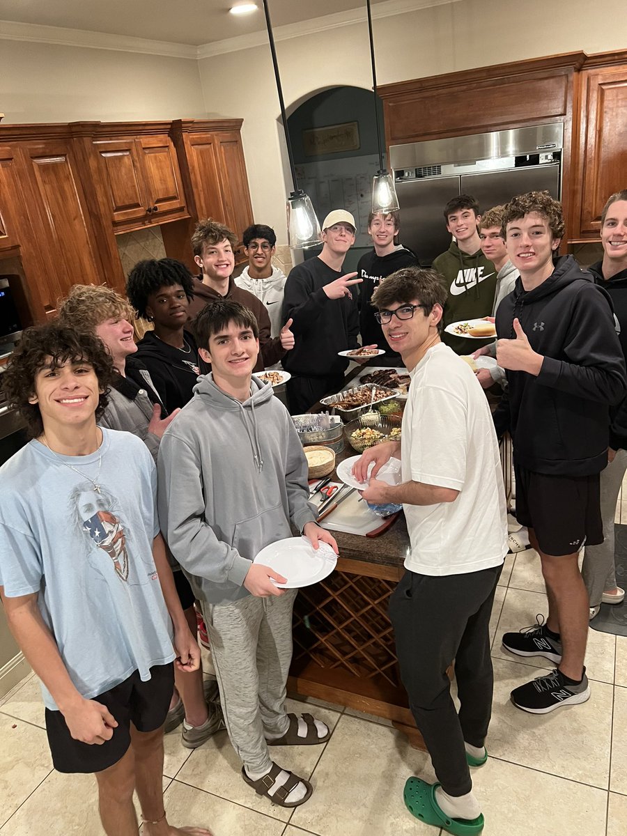Lucky to be a part of a special community! Thank you to our parents for hosting our boys for a pre-district team meal!